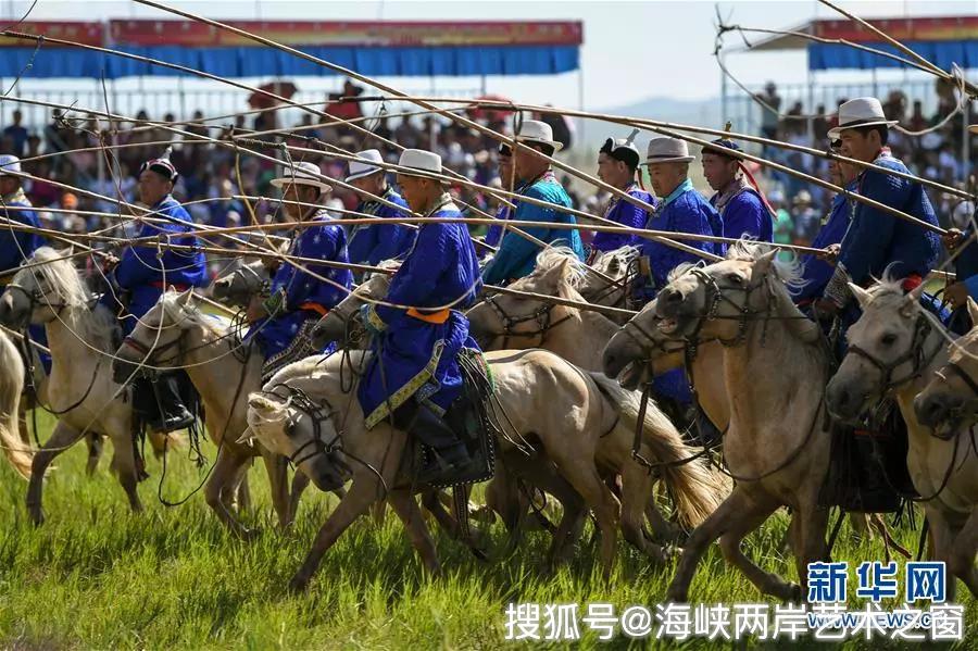 内蒙古"四季乌珠穆沁"金秋那达慕开幕