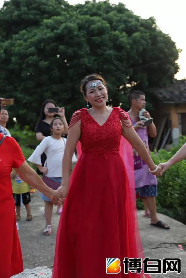 竟然第二届了!博白这群外嫁女又集体回娘家啦