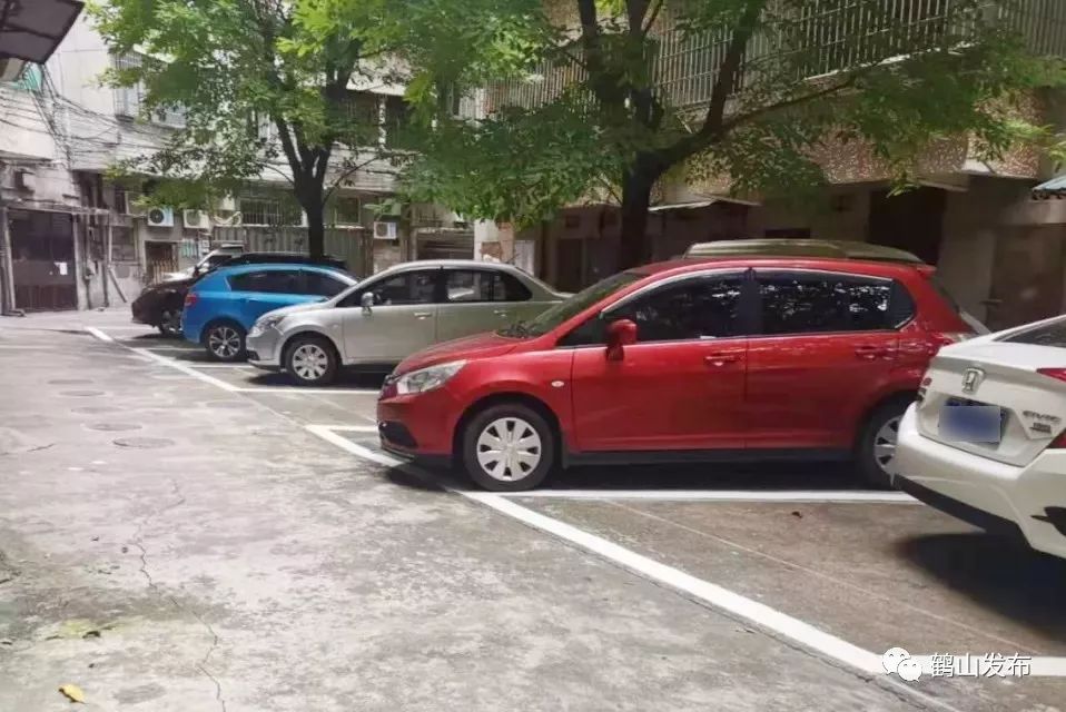 赞沙坪这小区多了近百个停车位马上来看