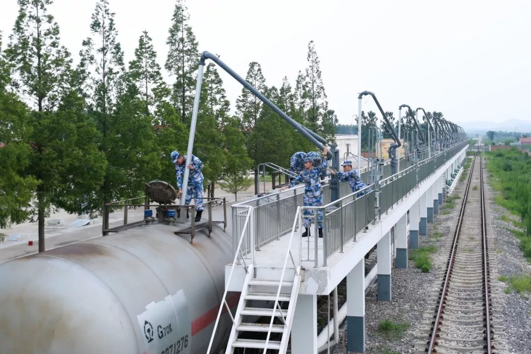 油料兵了解一下