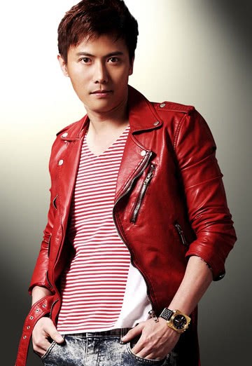 徐凯希的前经纪人金沛晟是一位马来西亚男演员,但大多数都在台湾和