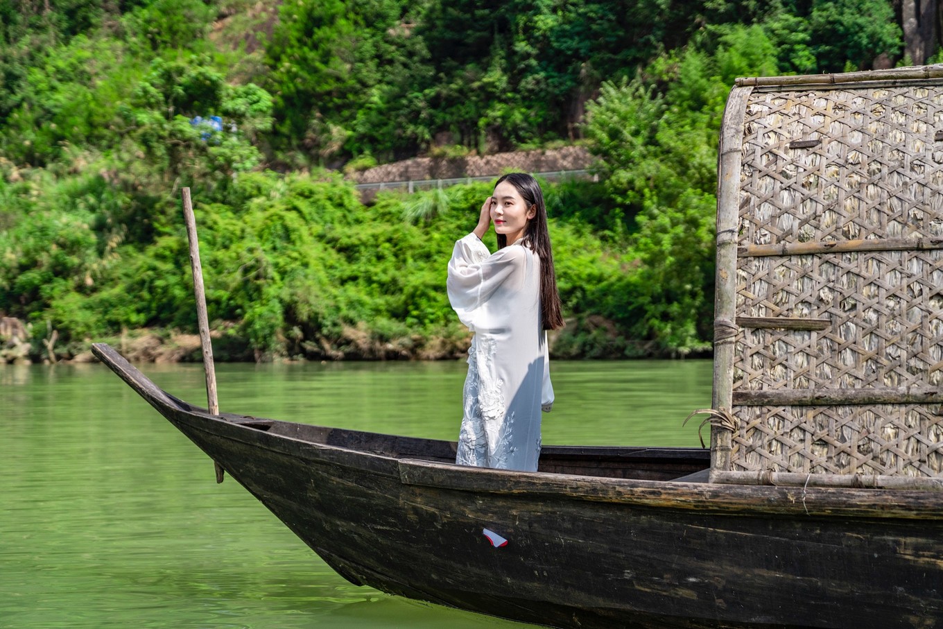 这一程的风景足以让人深深的记忆 楠溪江 ,记住 永嘉 的山水.