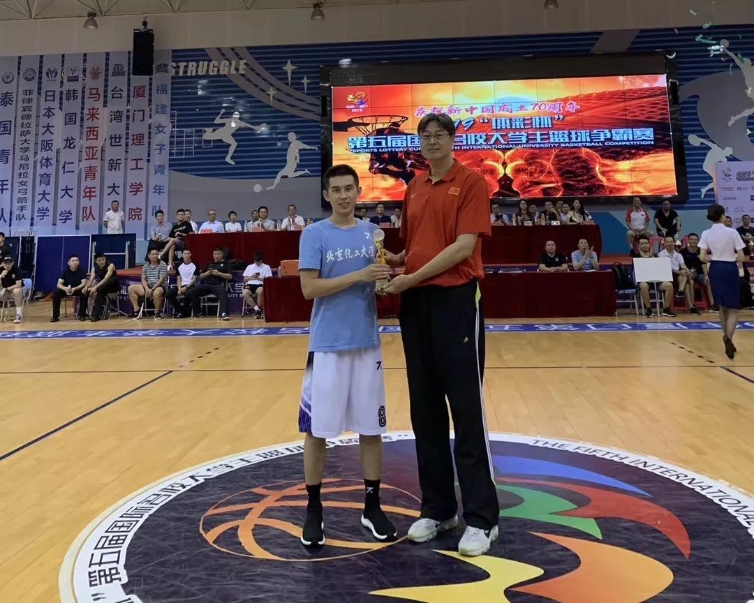 华大三叉戟翁德隆吴德琳于祥再度合体60分胜北集团两连胜提前锁定中晖