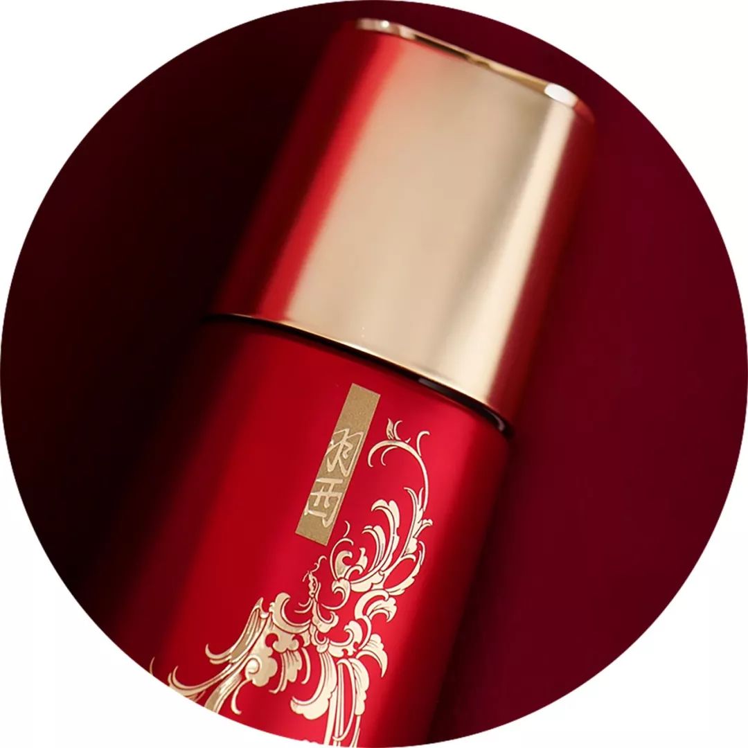 新华字典出包包风油精卖t恤国货狠起来太酷了