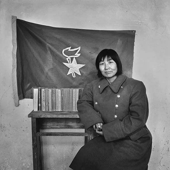 中国人像摄影十杰——蒙古族摄影家阿音