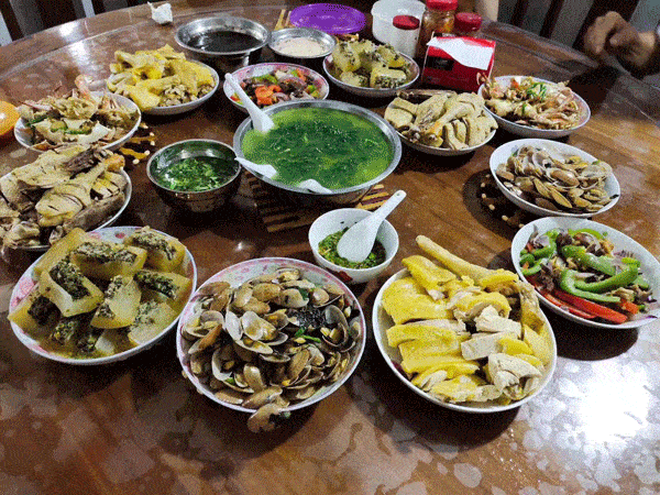 马山这几天全城屠鸭没有一只能活着走出去