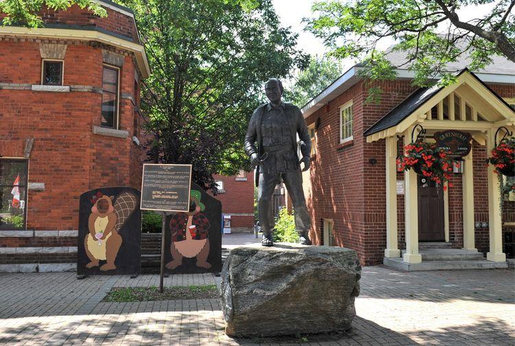 原创伟大的国际主义战士诺尔曼白求恩