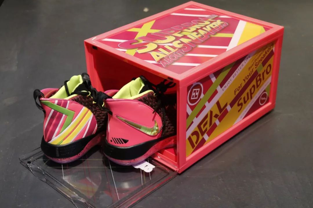 bt新品预告灵感来源于回到未来2悬浮滑板supbroxdealhover鞋盒