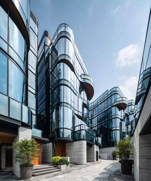 顶级豪宅玻璃幕墙设计赏析