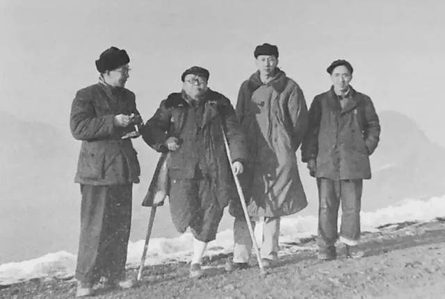 他是"独腿"哲人,与费孝通亦师亦友,今天诞辰120周年_潘光旦