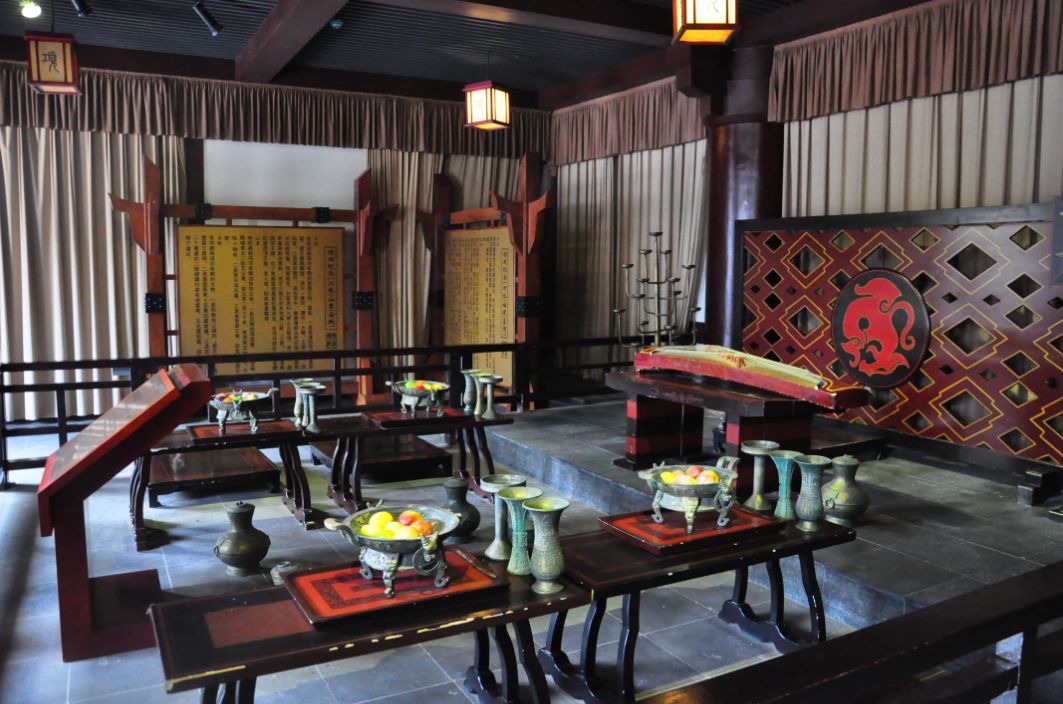 梧桐古巷,仿佛年少时我便与它相识