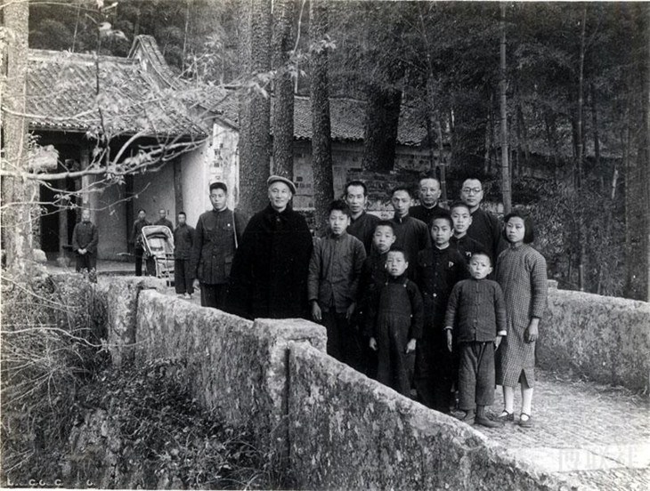 1949年1月,蒋氏父子最后一次回老家奉化溪口