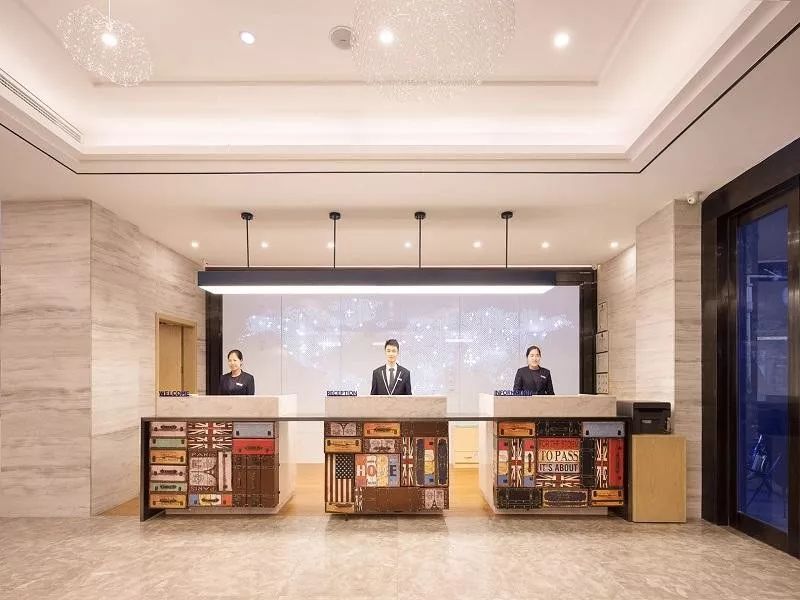 8月前两周连日满房,月累积revpar近270元凯里亚德酒店桂林万象城店7月