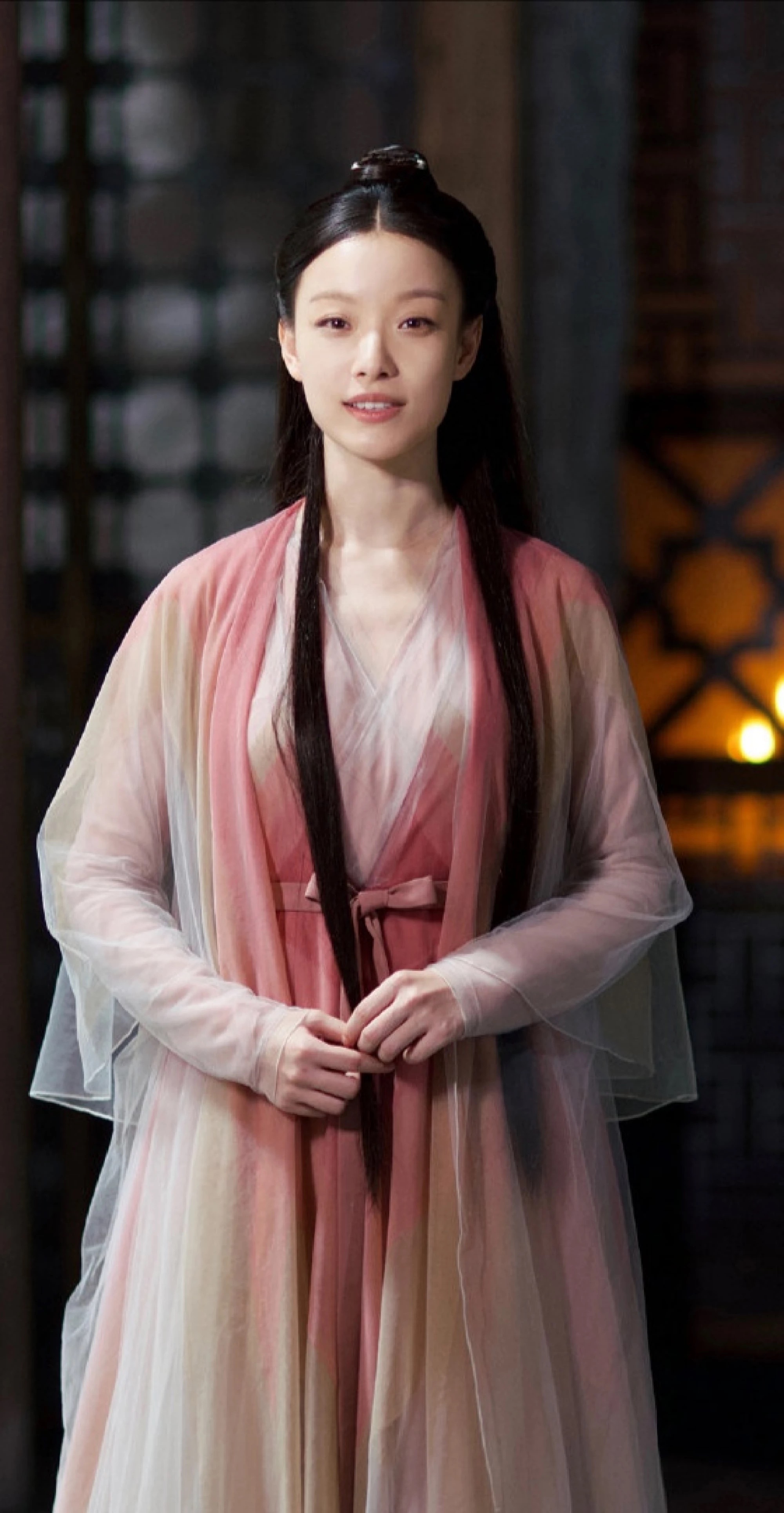 原创宸汐缘中倪妮终于换造型冷艳霸气颜值开始上升了