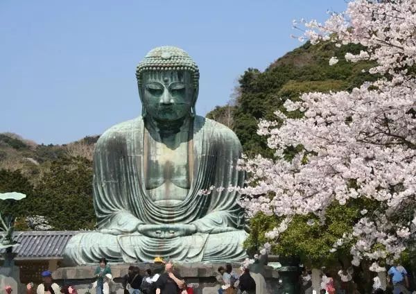 魔幻与现实交融的日本大佛_佛像