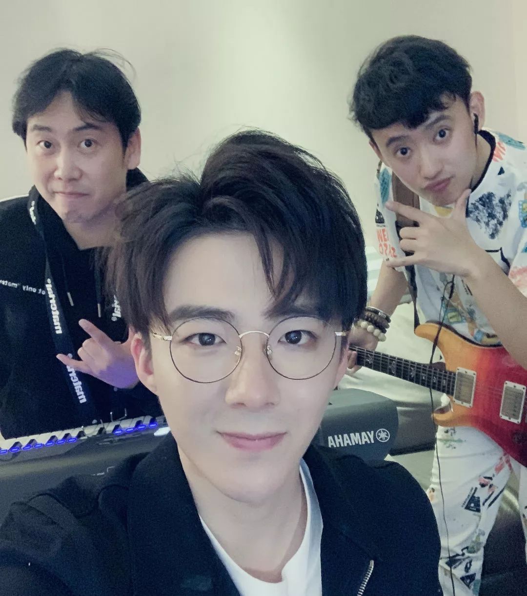 欢迎转发2019摩登兄弟成长风暴巡回演唱会北京站