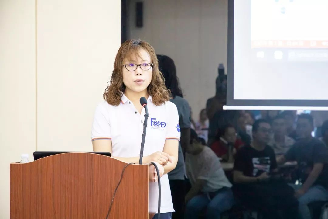 左右滑动查看更多万邦医药项目管理部专员郑鑫颖万邦医药项目管理部