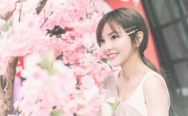 徐凯希日前在社交平台发文控诉前经纪人金沛晟的恶行.