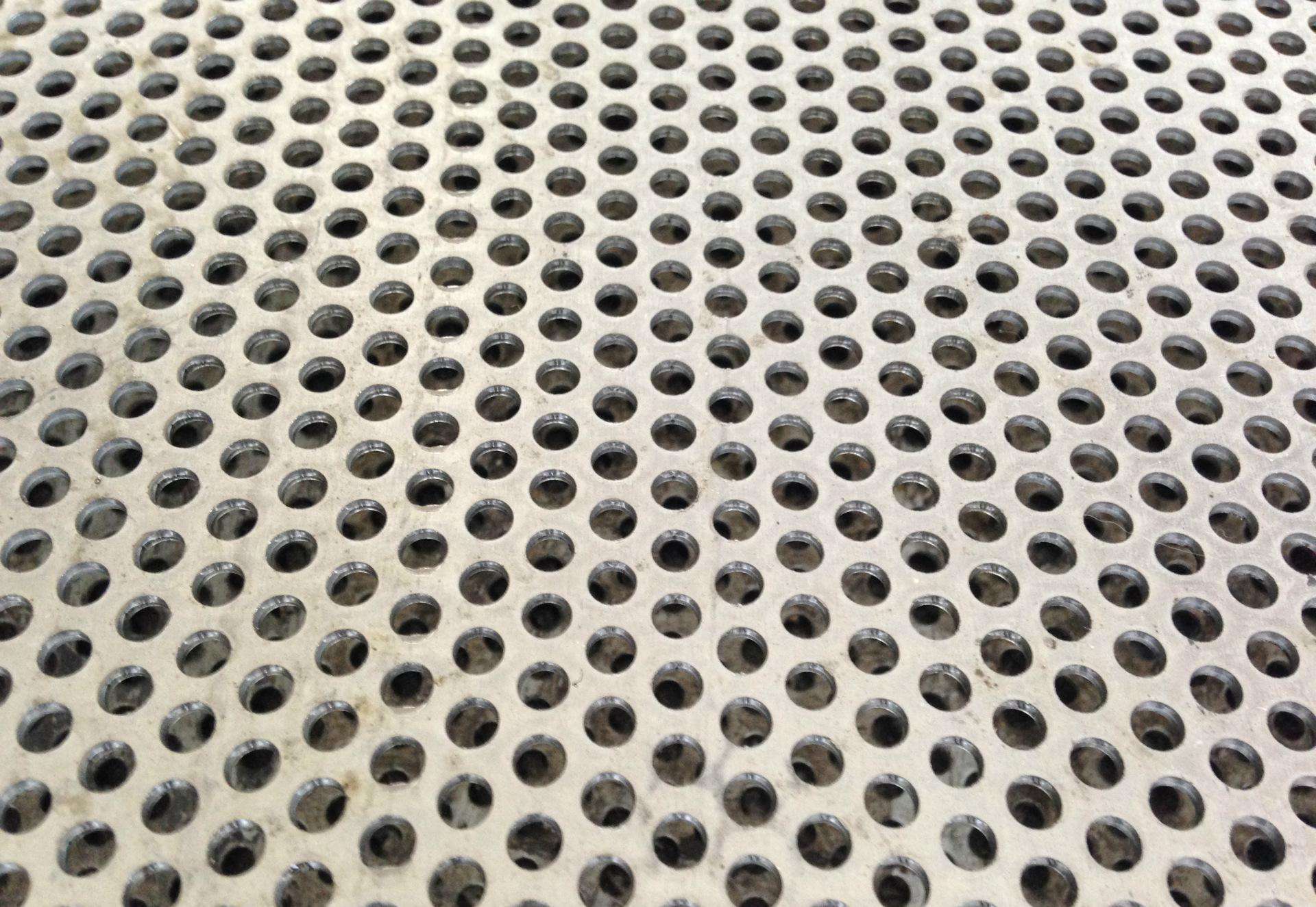 圆形冲孔网做表面处理的优势是什么