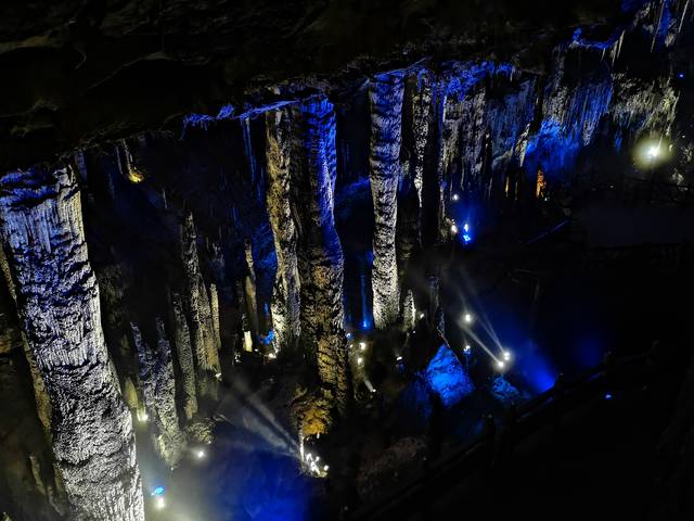 张家界茅岩河九天玄女洞惊现龙王欲飞天