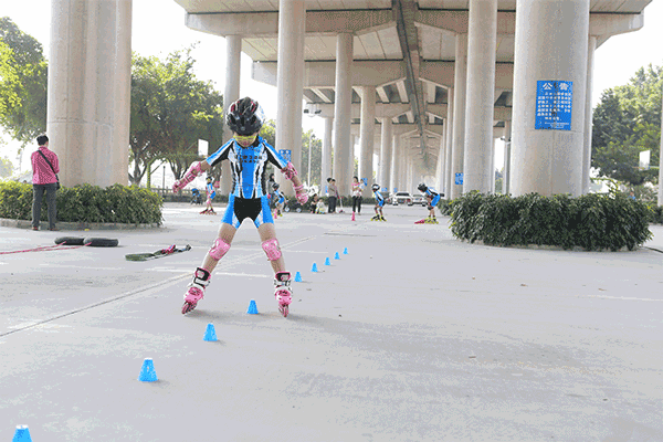 龙泉2店通用199元起抢原300元yds轮滑俱乐部超值套餐儿童教学进阶课程