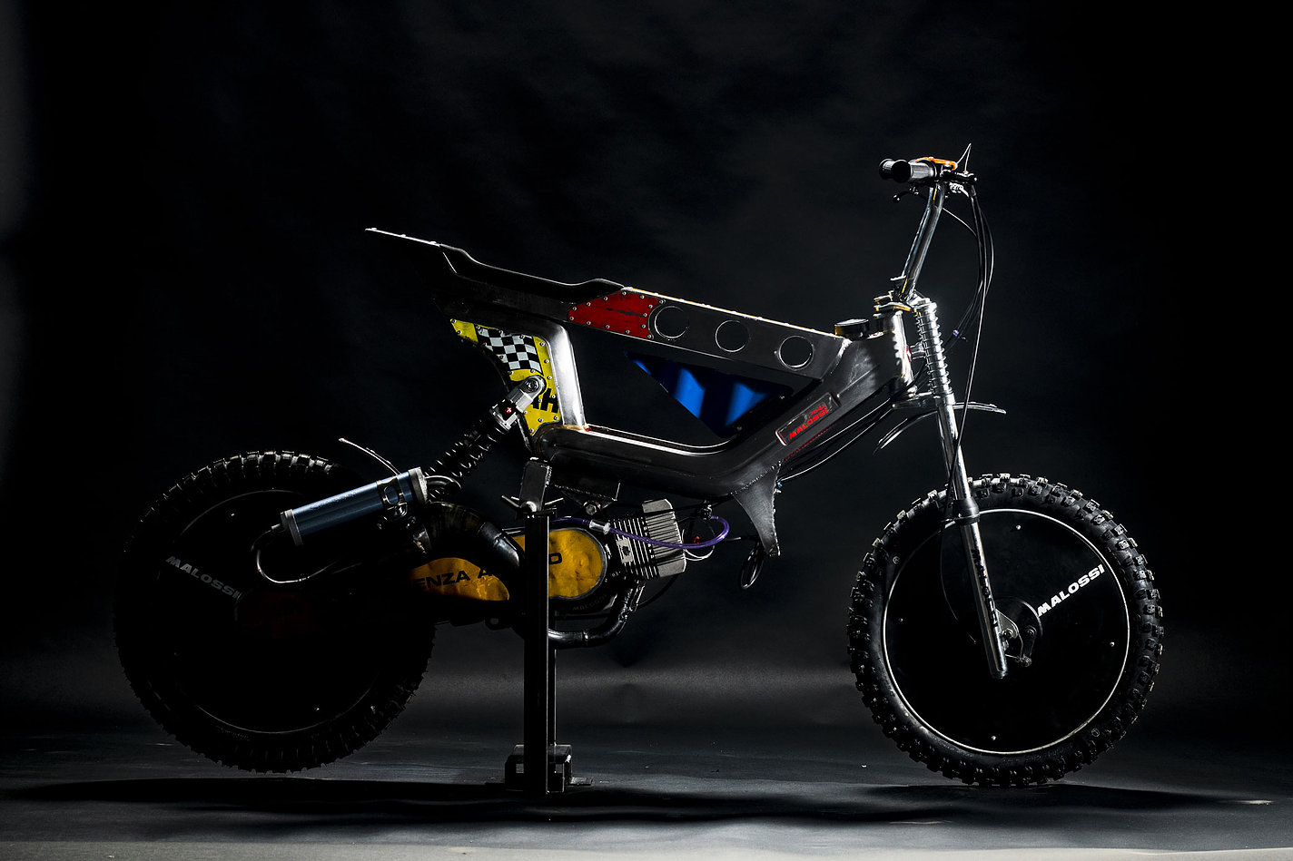 尺寸可以小但乐趣不能少乐趣多的攀爬摩托车改装