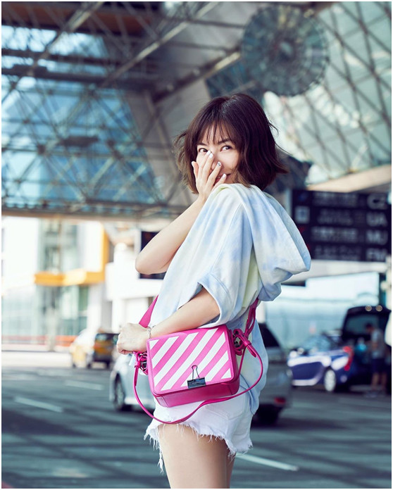 原创41岁徐怀钰罕见亮相一头短发如少女般俏丽露白皙美腿好身材尽显