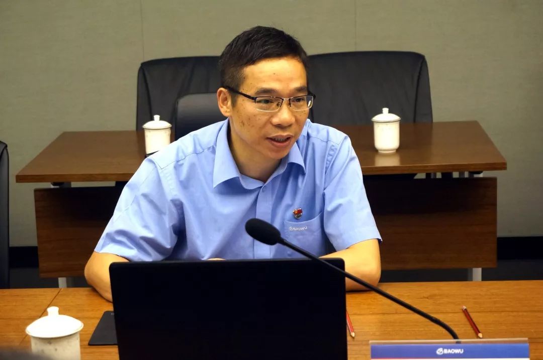 让我轻轻的走近你中建钢构