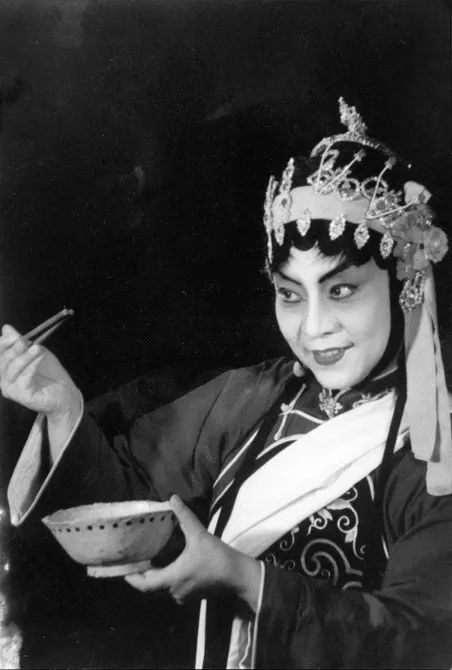 "装龙知龙性,装虎知虎性"--王秀兰表演艺术杂谈