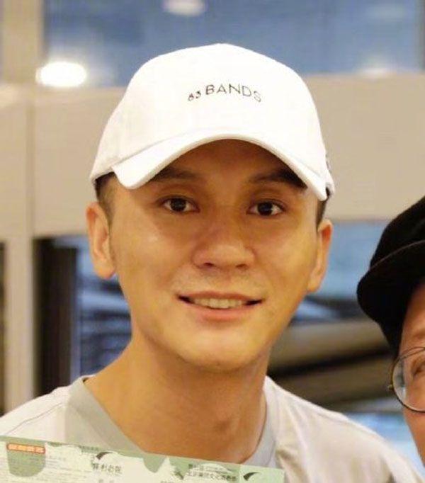 李晨分手后近照体重下降眼窝凹陷神态略显苍老