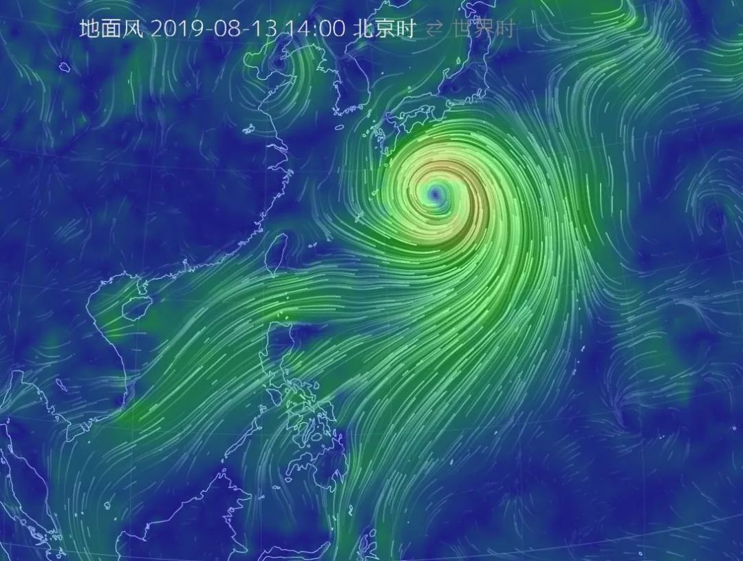 从这里可以看到,副热带高压未来一直缩在海面上,离我国大陆距离甚远