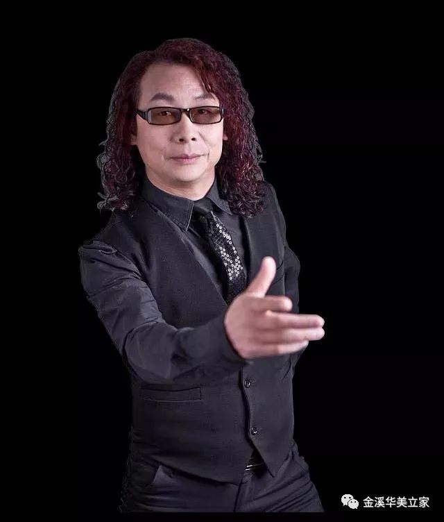 一堂世界最高魔术奖项,"金菊奖"获得者时空主宰者,中国的大卫