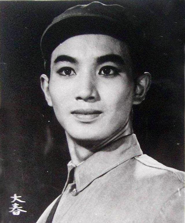 原创昔日银幕帅哥70年代演样板戏走红从小帅到老如今76岁仍像王子