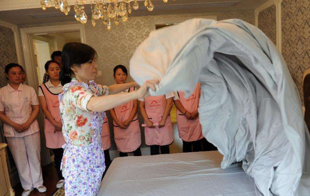 为什么菲律宾女佣,在世界上那么出名?这三点很关键
