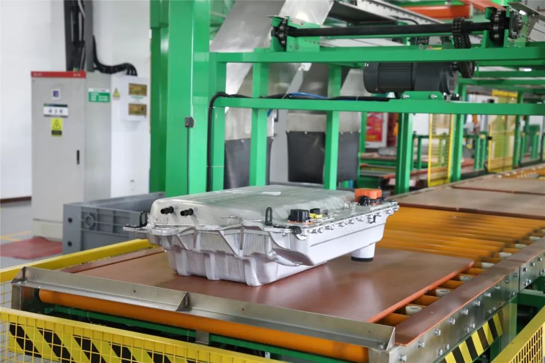 "退役"的新能源汽车电池何去何从?高新区这家企业为它们寻找第二个家!