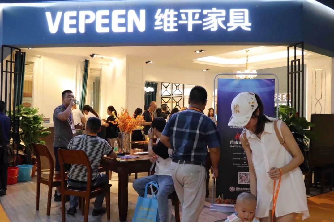 22家南康家具企业登展第38届国际龙家具展览会