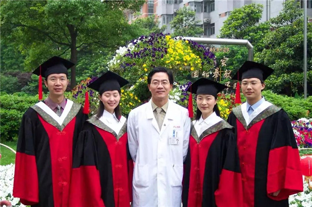 葛均波:"游弋"在心血管里,屡创"全国首例"和"上海第一"!