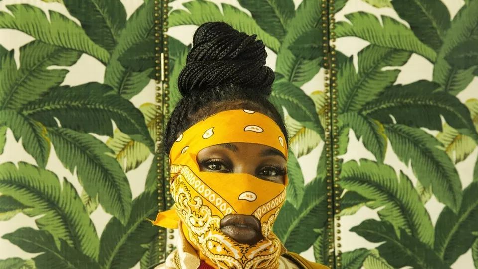 最神秘的女rapper为什么一直带着面具示人