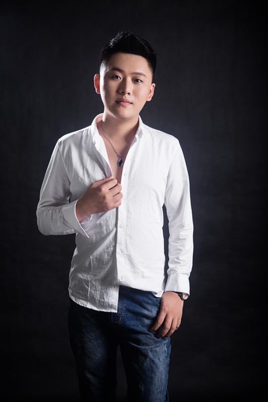 华语男歌手杨森林即将发行新歌