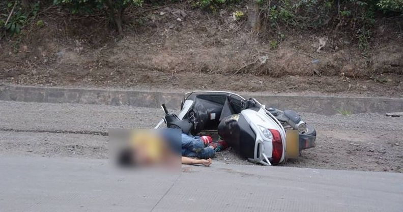 渭南一摩托车司机被撞身亡,肇事者被判刑,保险公司赔偿50万.