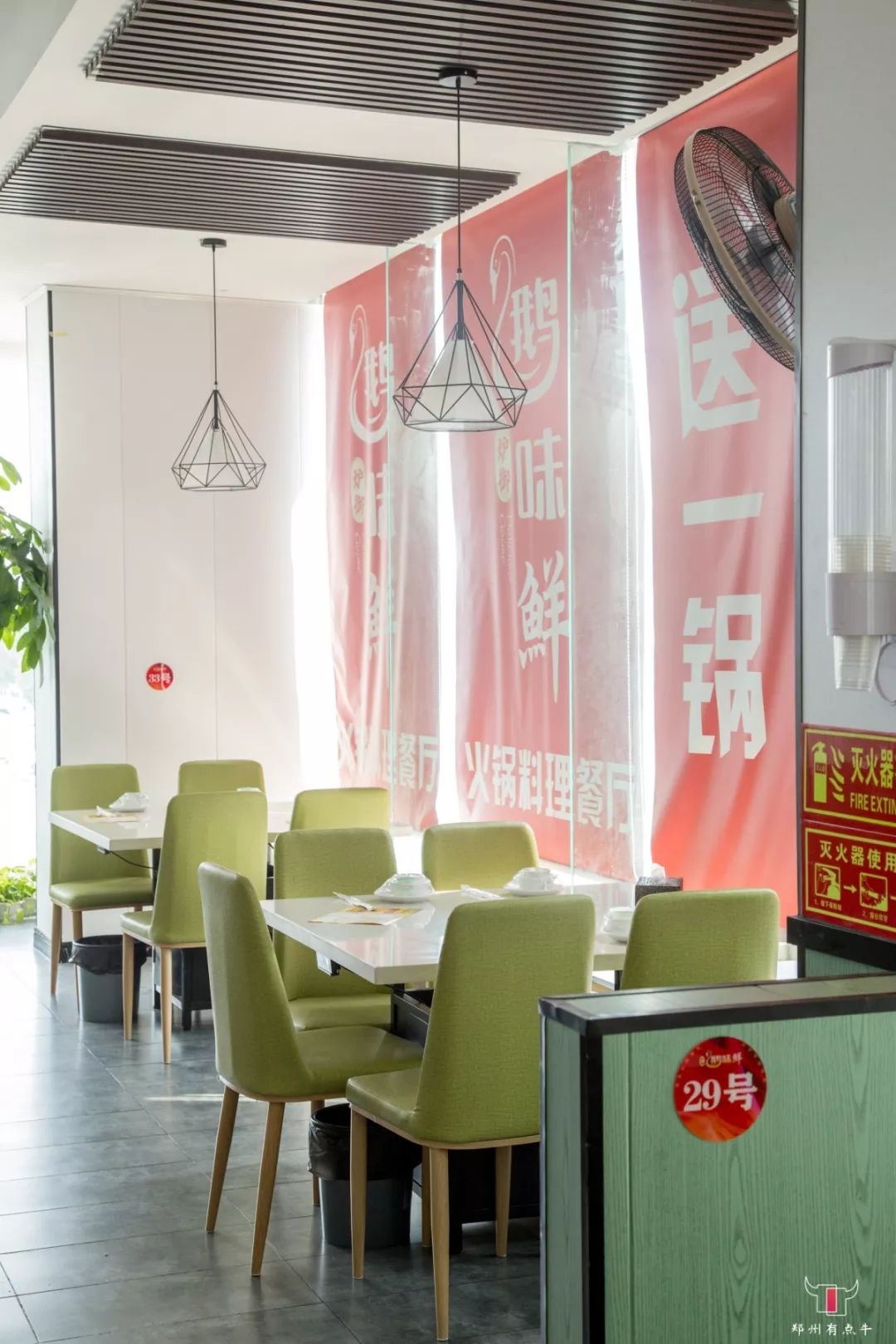 人均15元的鹅肉干锅酥香炸裂