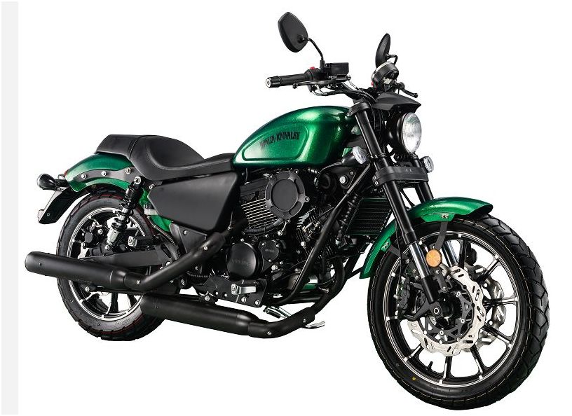 颜值爆表义骑重机无畏道路坎坷带你享受不羁