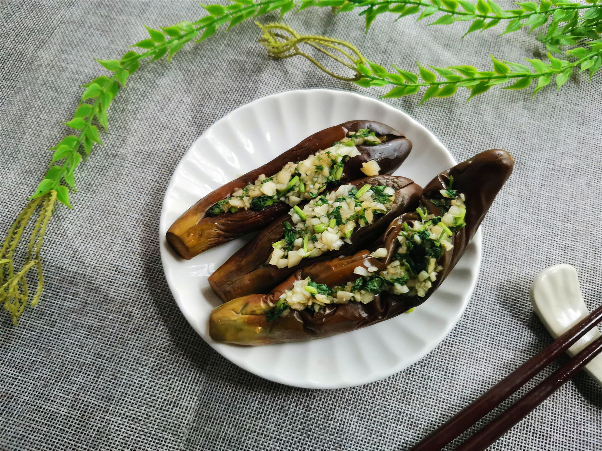 秋天腌蒜茄子,教你东北做法,从小吃到大,好吃下饭,一天就能吃