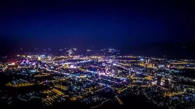 夜幕下的宣威美得令人窒息