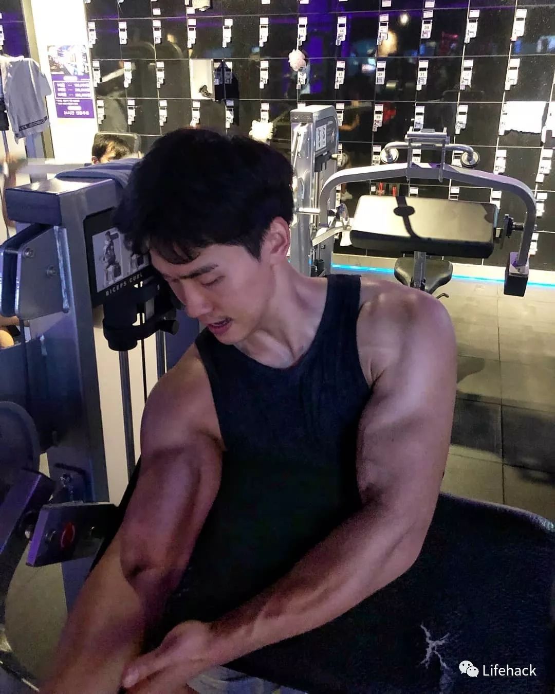 韩国男模照片与真实身材对比,这画风.