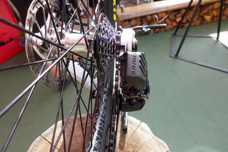 dh也需要无线电变sram7速版本axs亮相