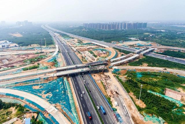 9张航拍"飞阅"双湖大道互通式立交最新形象