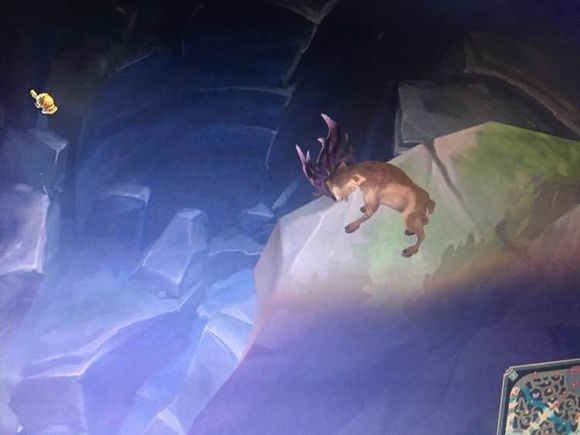 lol用克烈去下路支援时意外发现峡谷中隐藏的一个野怪外表好萌