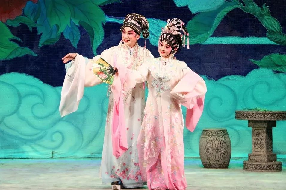 观众招募丨走进书香节,化身"南国红豆"戏中人_粤剧