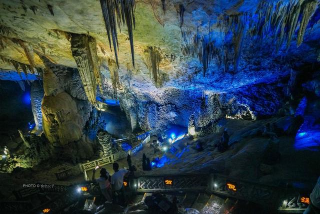 中国十大奇洞之首织金洞洞内常年保持16绝佳避暑圣地